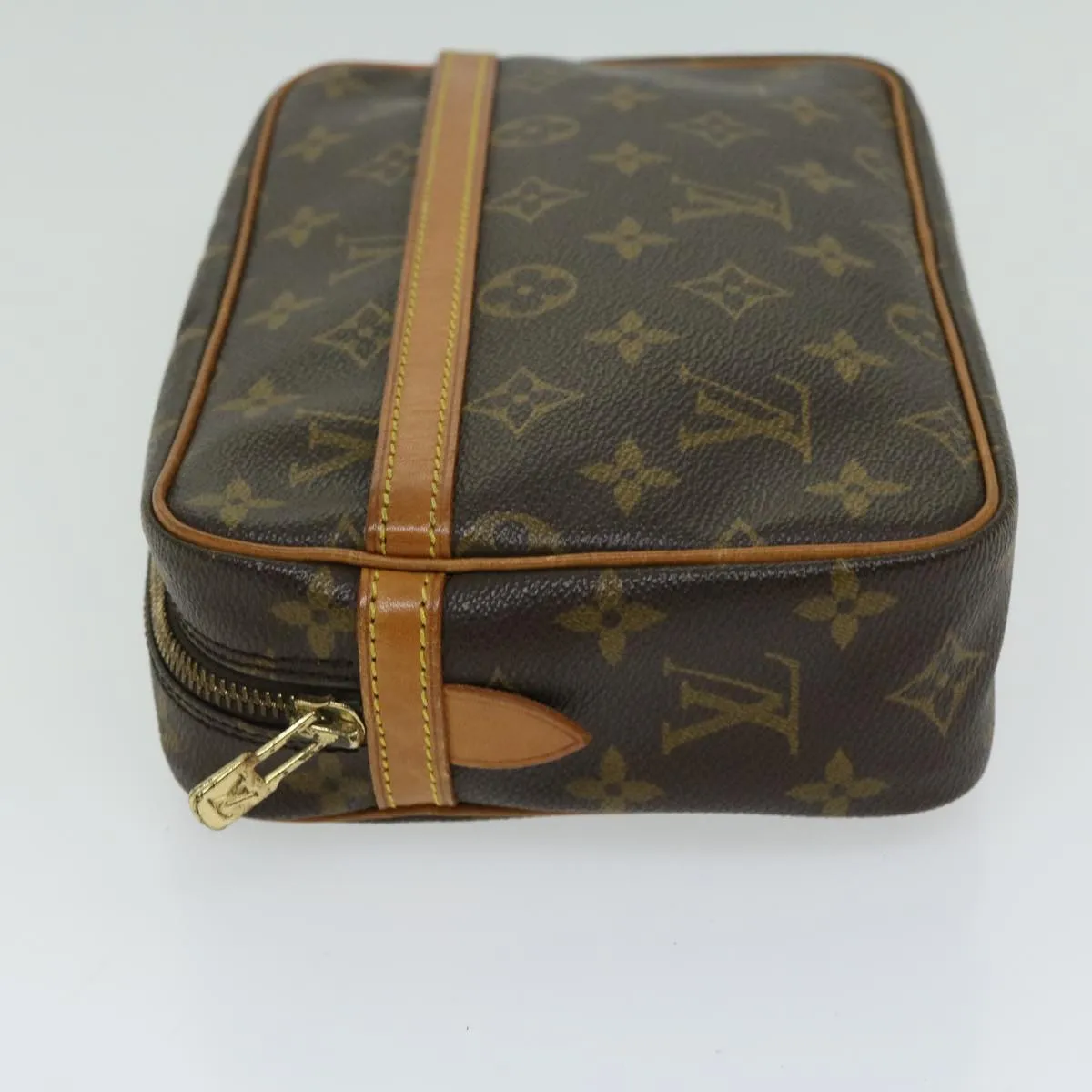 Louis Vuitton Compiegne 23 Clutch Bag Lv