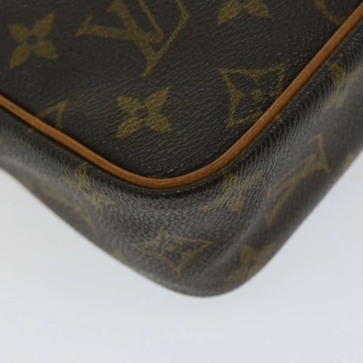 Louis Vuitton Compiegne 23 Clutch Bag Lv