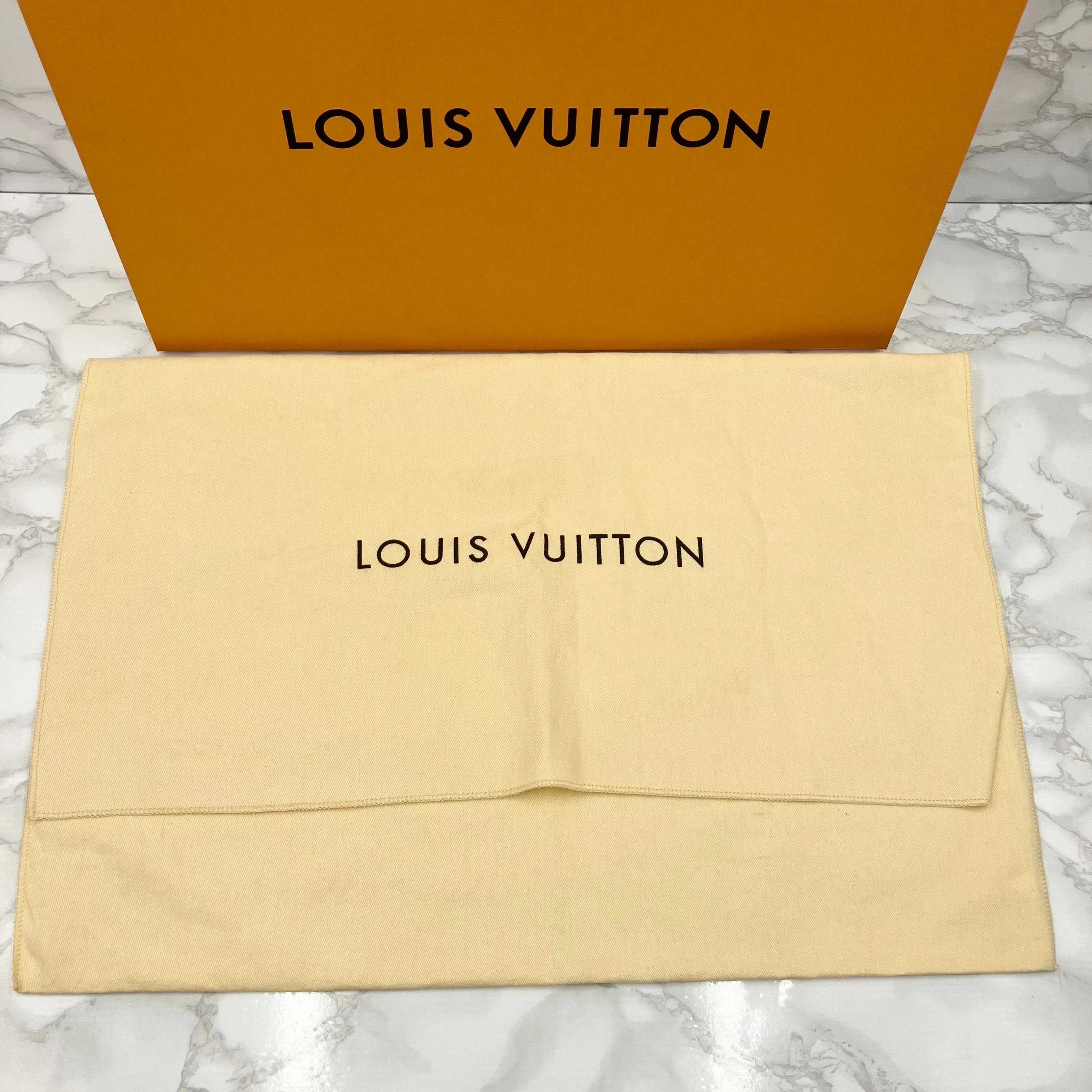 LOUIS VUITTON Graceful PM monogram