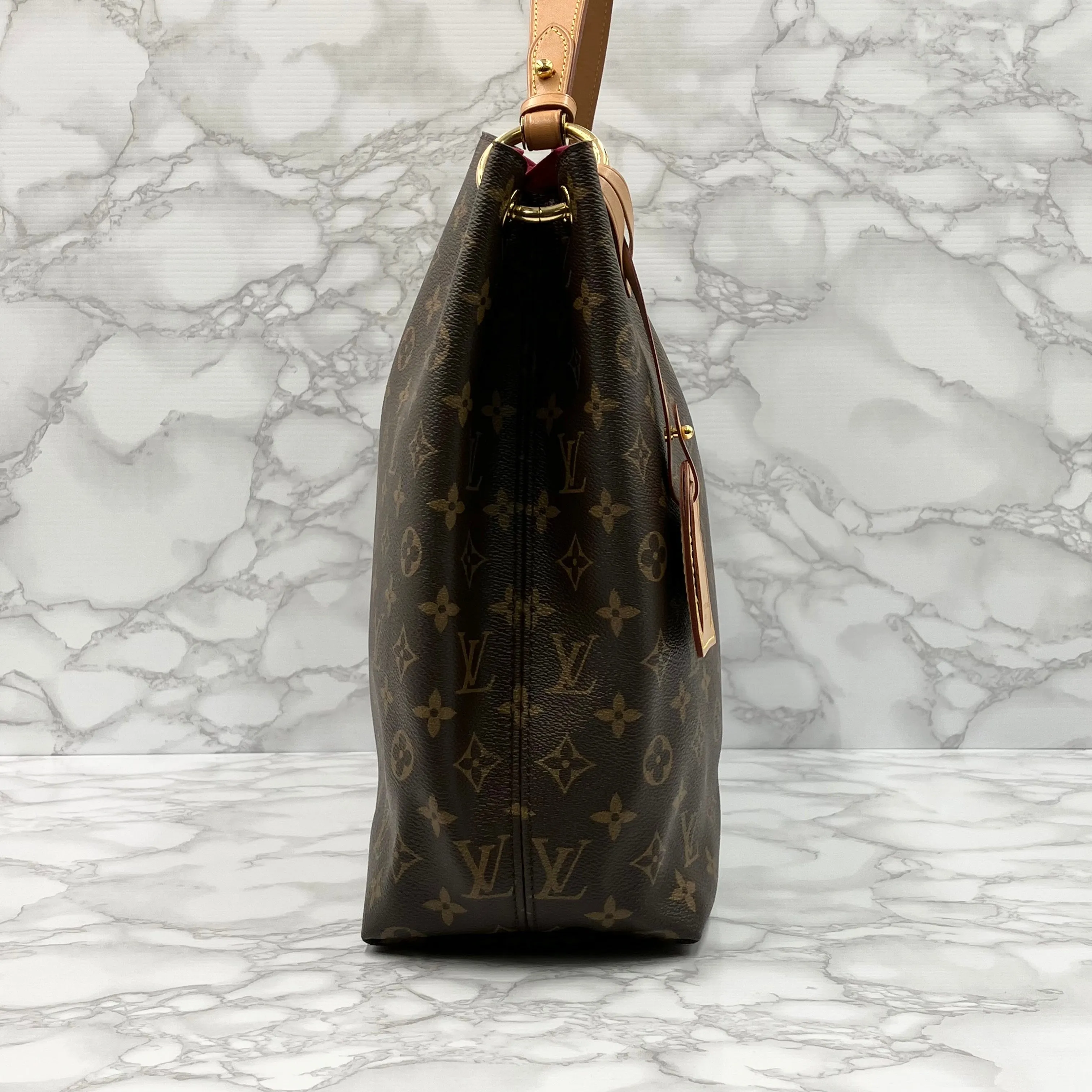 LOUIS VUITTON Graceful PM monogram