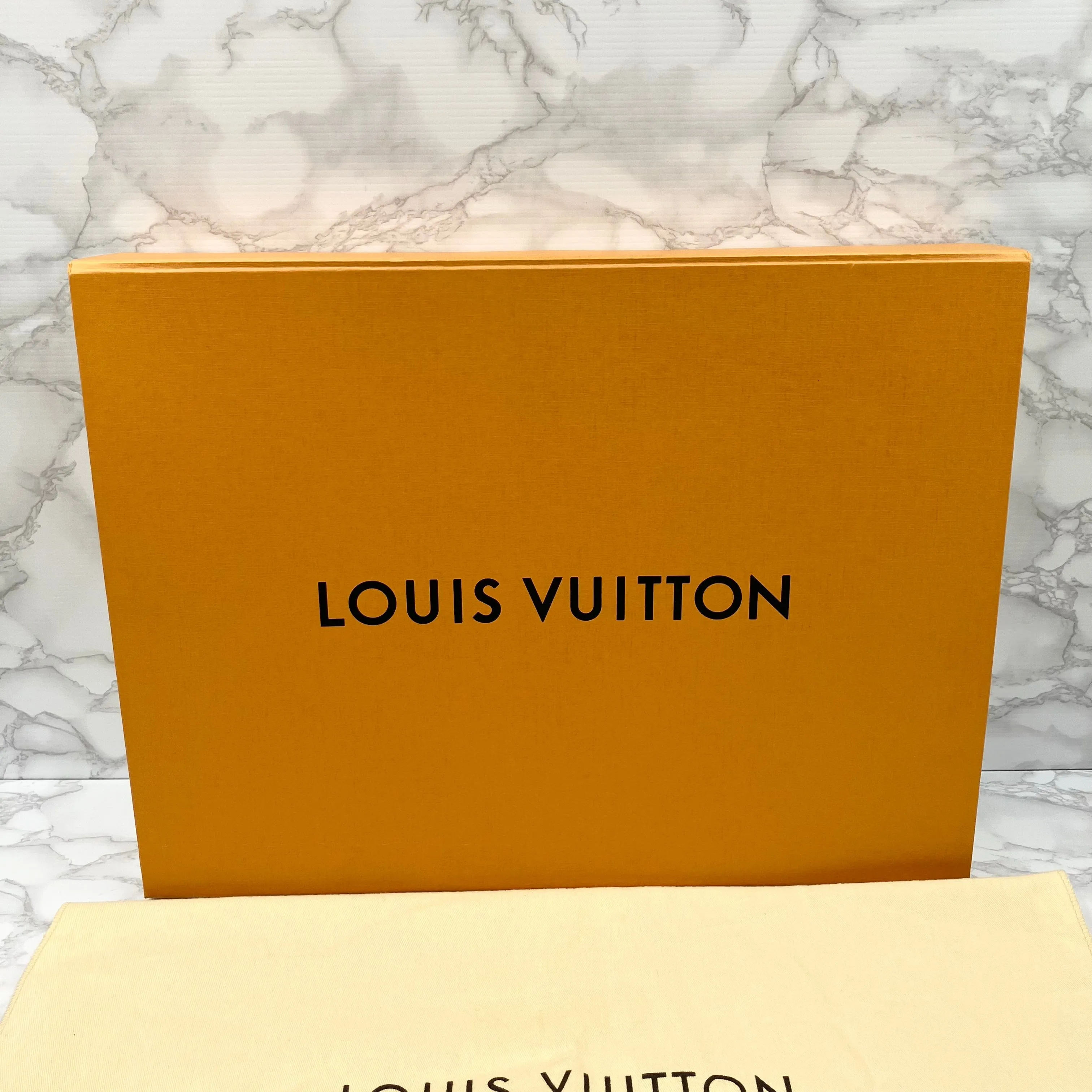 LOUIS VUITTON Graceful PM monogram