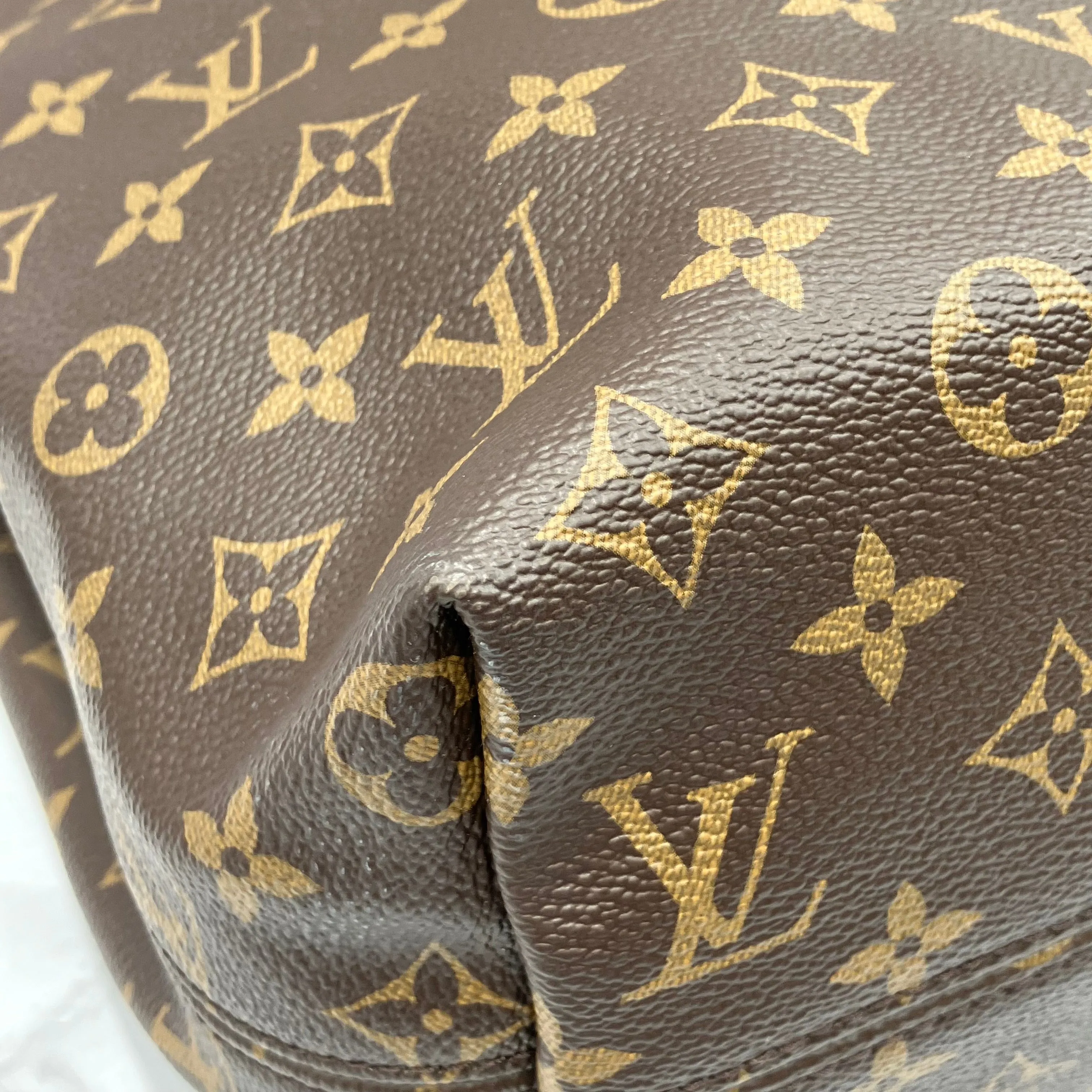 LOUIS VUITTON Graceful PM monogram